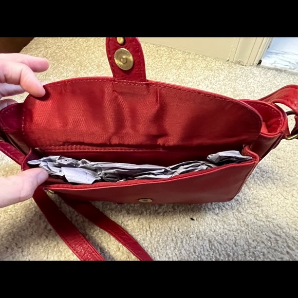 Lloyd baker leather shoulder bag. New with tags. Red. - Picture 7 of 9
